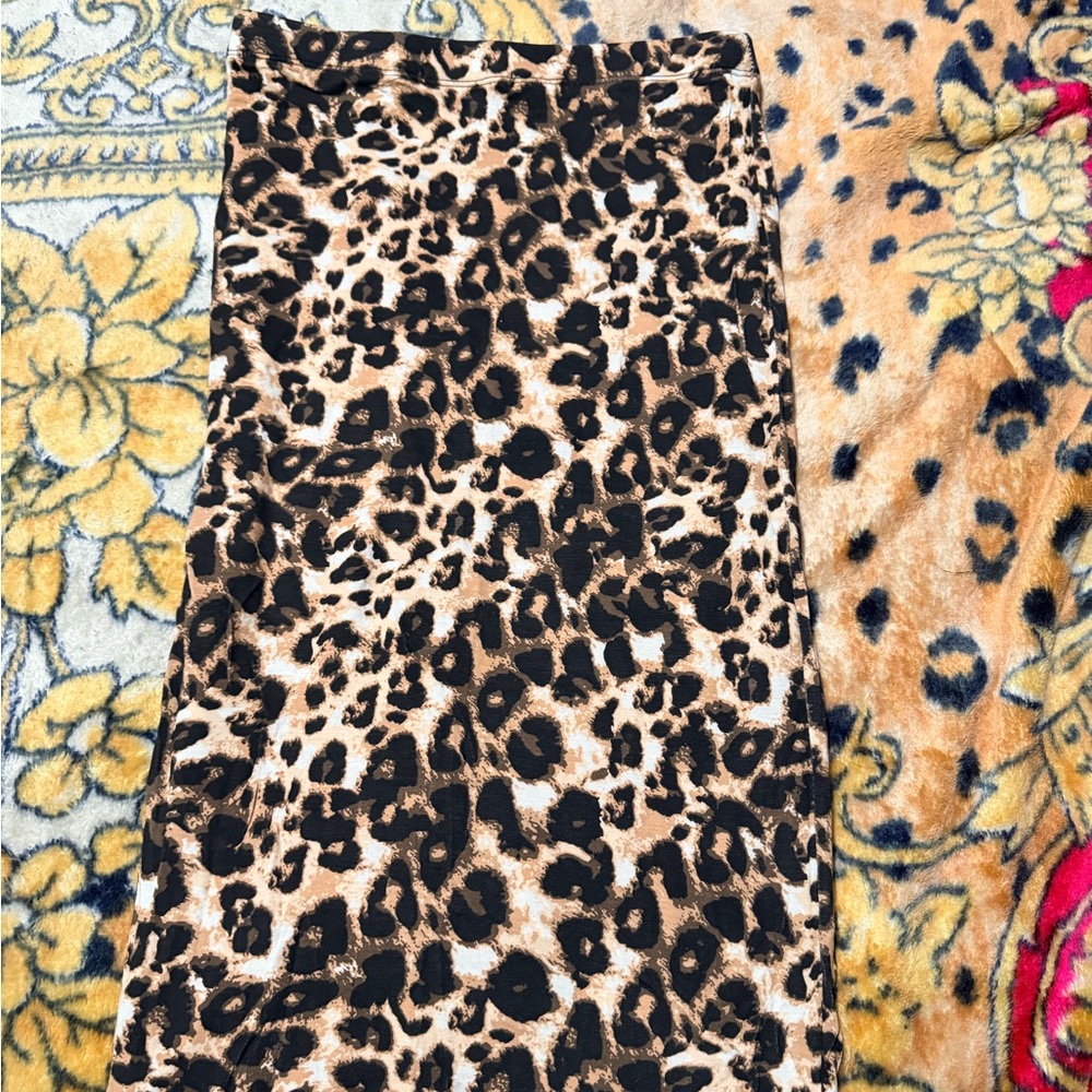 Hype Leopard Print Pencil Skirt